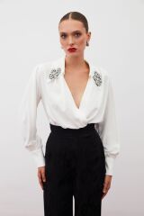Aksesuar Detaylı Bodysuit Bluz - EKRU