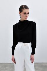 Drape Detaylı Bluz - Siyah
