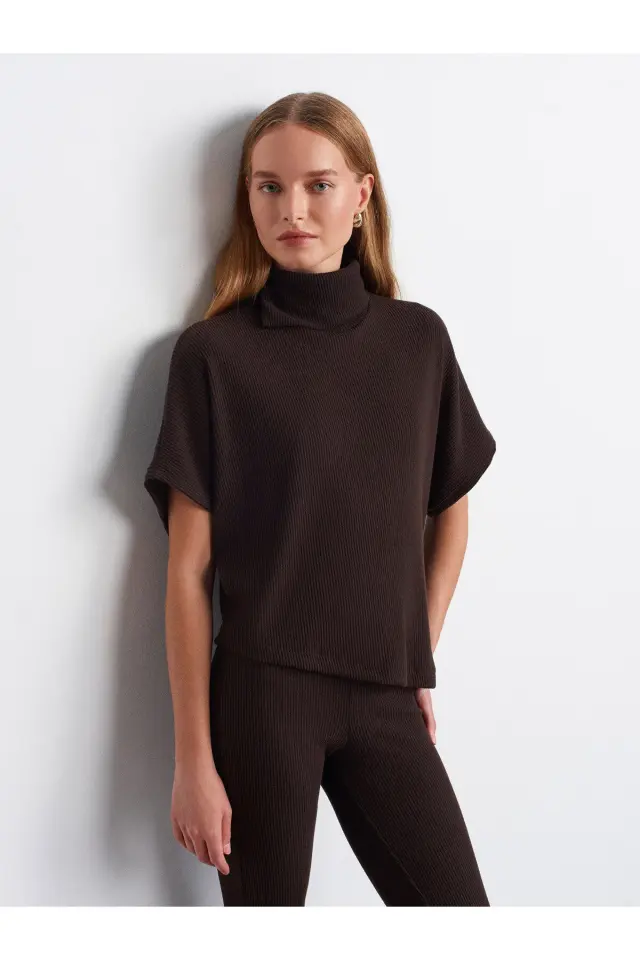 Asimetrik Kesim Boğazlı Top