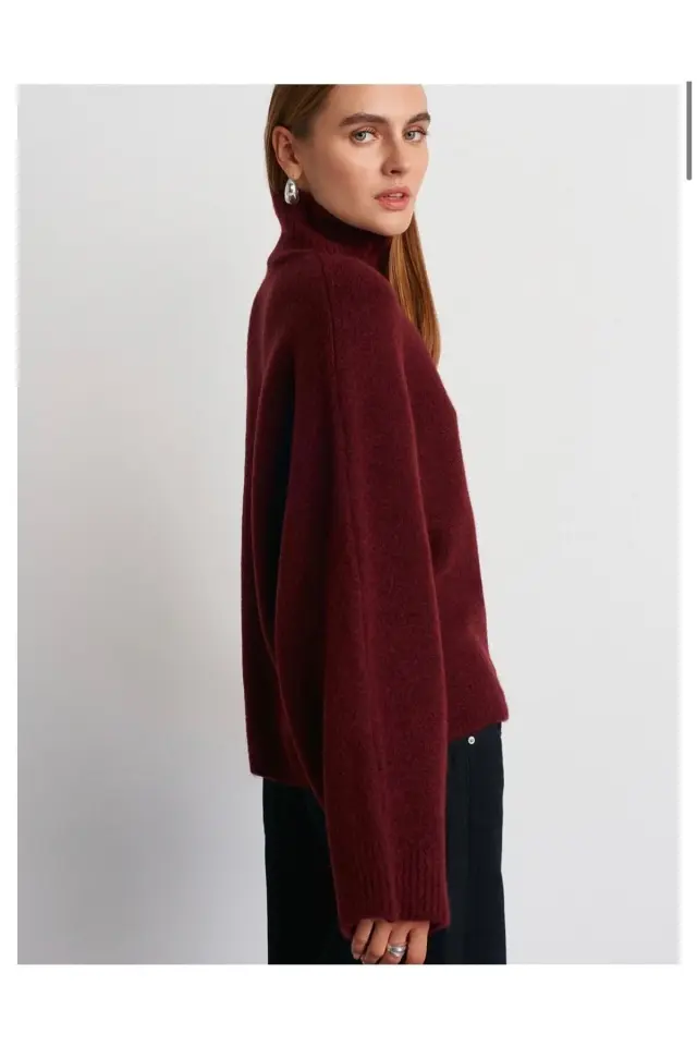 Yün Karışımlı Yarasa Kol Kazak