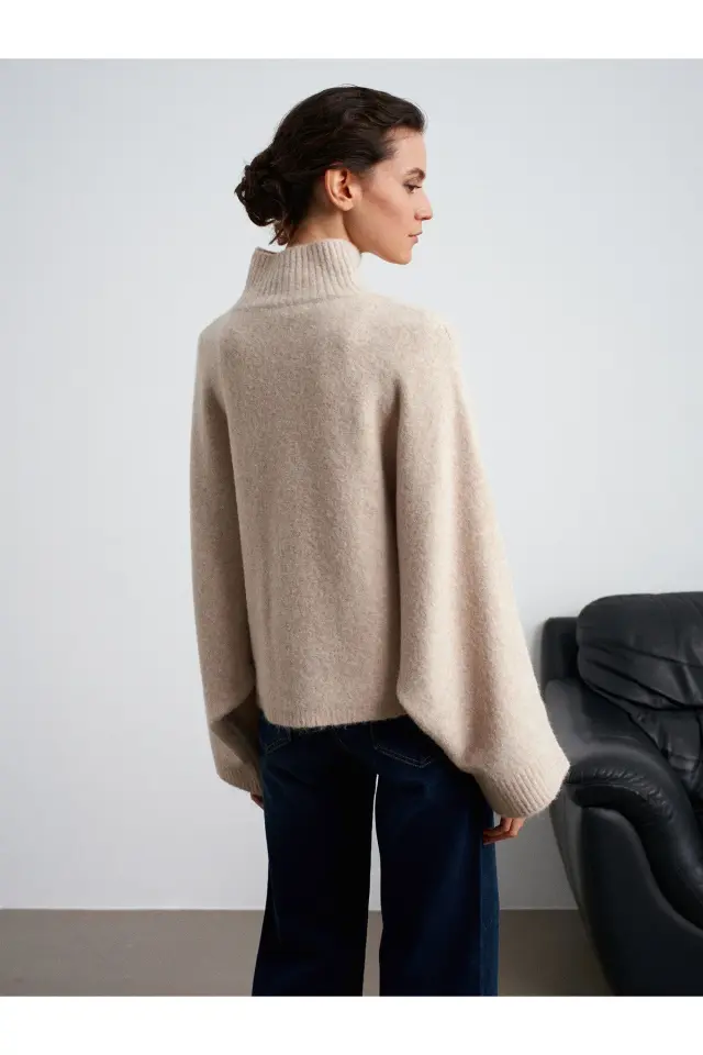 Yün Karışımlı Yarasa Kol Kazak