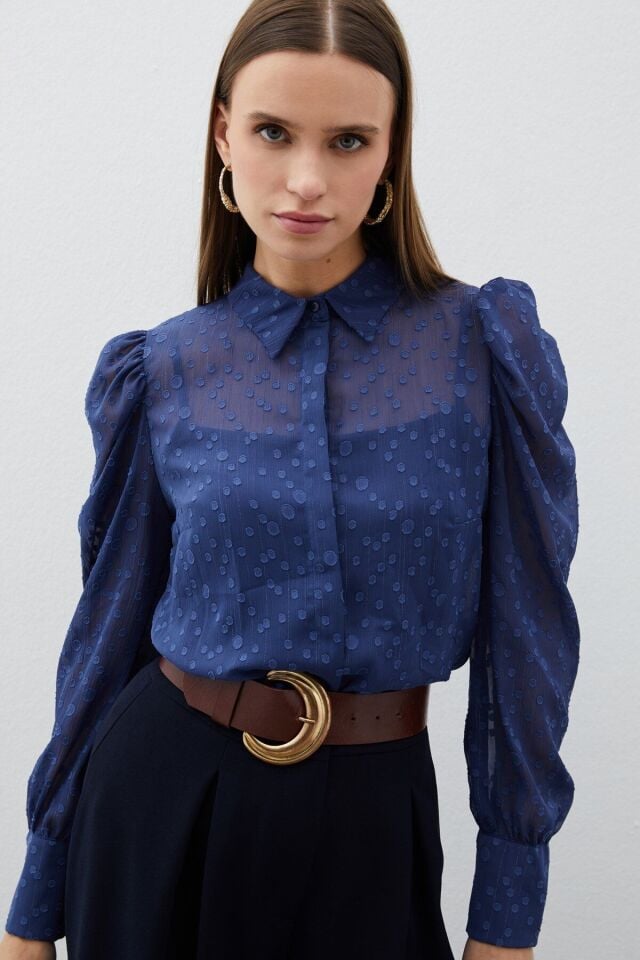 Puantiye Dokulu Gömlek